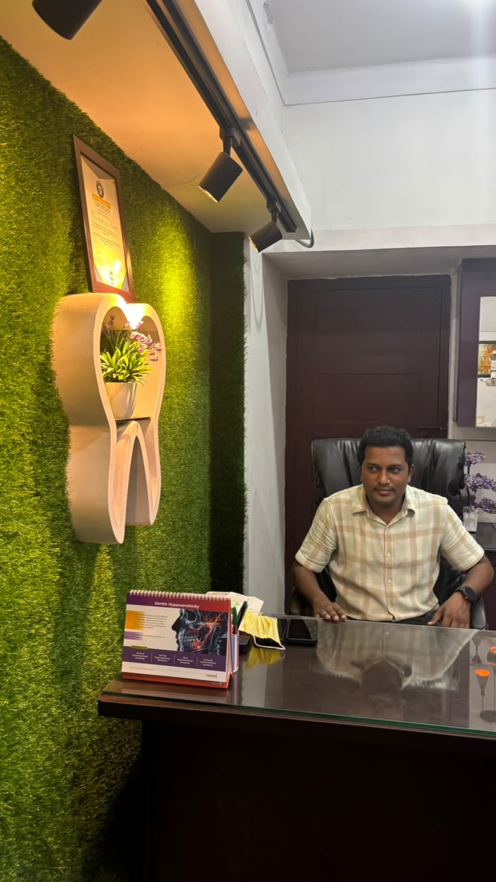 Vasantha Dental Clinic entrance lobby